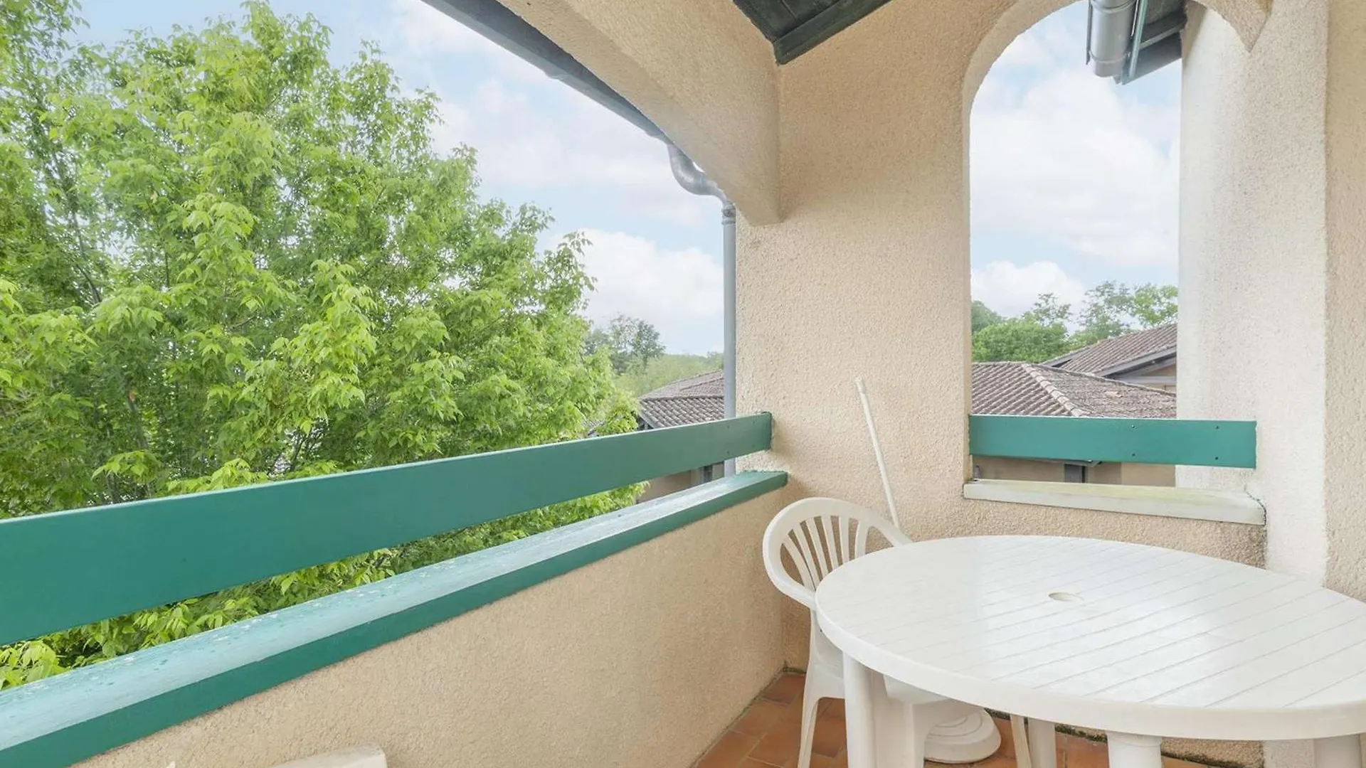 アパート Charmant T2 Avec Balcon Sud Et Wifi A Barbotan - Fr-1-841-74